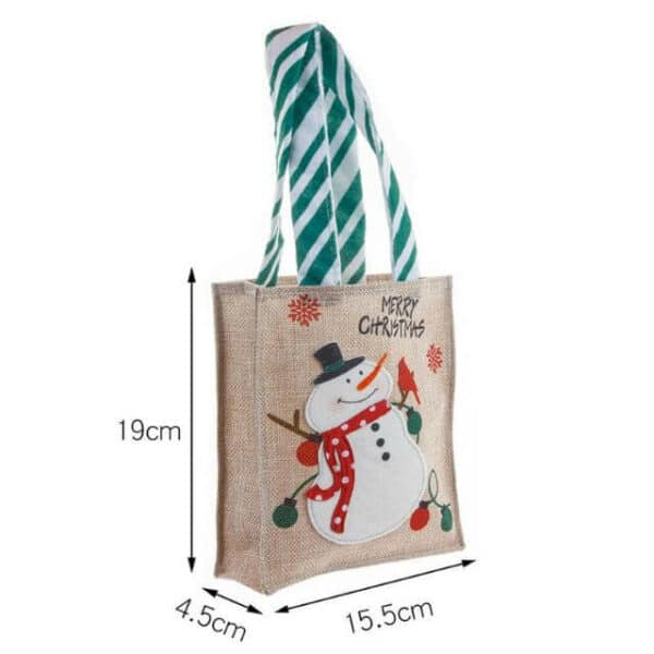 parodyti žalio pasirinktinio kalėdinio džiuto maišelio matmenis