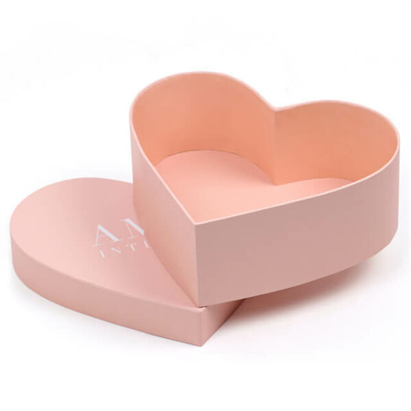 display the inside of the custom valentine day heart shaped rigid box