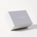 აჩვენეთ ნაწილობრივი საფარის ხისტი ყუთი დახურულ მდგომარეობაში