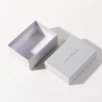 ნაწილობრივი საფარის სახურავის ხისტი ყუთის შიდა ნაწილის ჩვენება