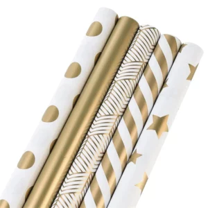 Präsentieren Sie die mehreren Rollen Seidenpapier mit verschiedenen Gold- und Weißmustern, darunter Streifen, Punkte und Sterne.
