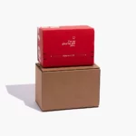 დაბეჭდილი საბაჟო გადაზიდვის მუყაო წებოვანი ნივთიერებით არის კრაფტის თავზე